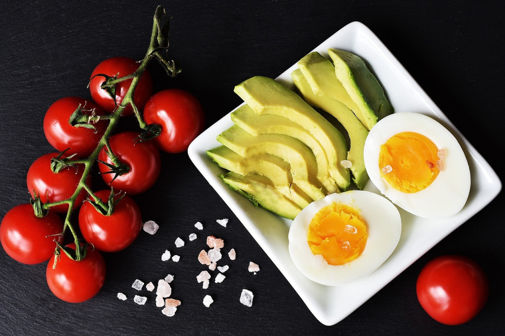 10 beneficios del aguacate